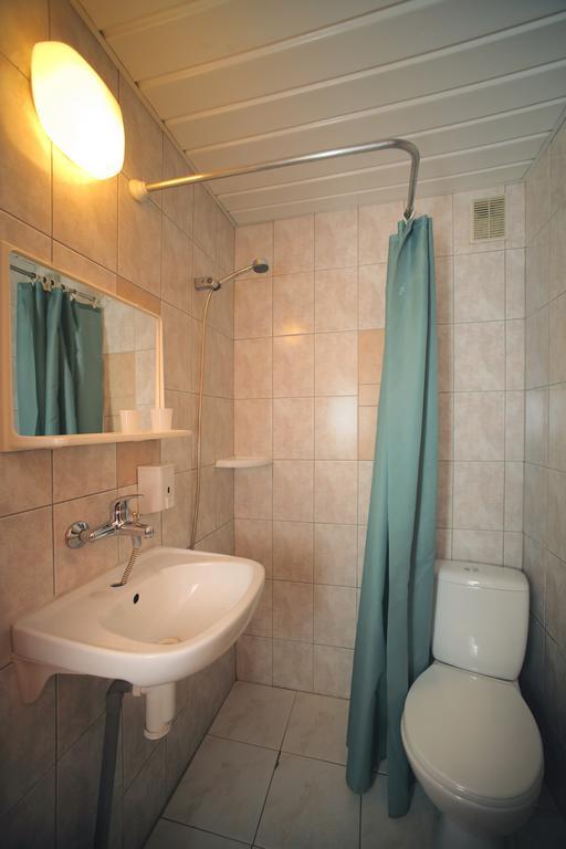Rehe Hotel Tartu Esterno foto